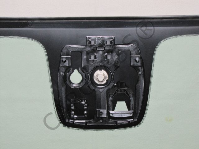 Фото Лобовое стекло на джип ренегейт, jeep renegade в наличии на нашем складе